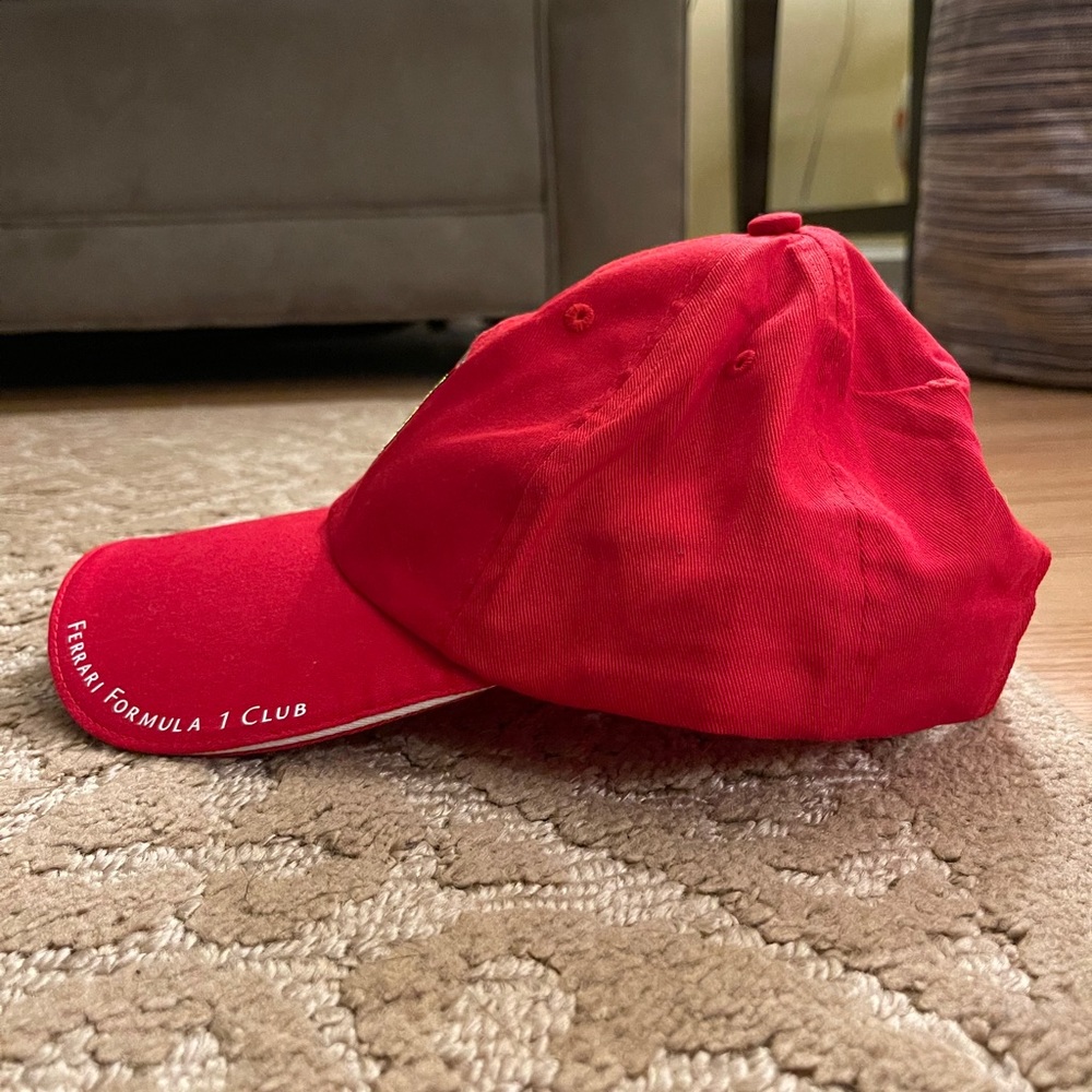 Ferrari hat - Picture 2 of 2